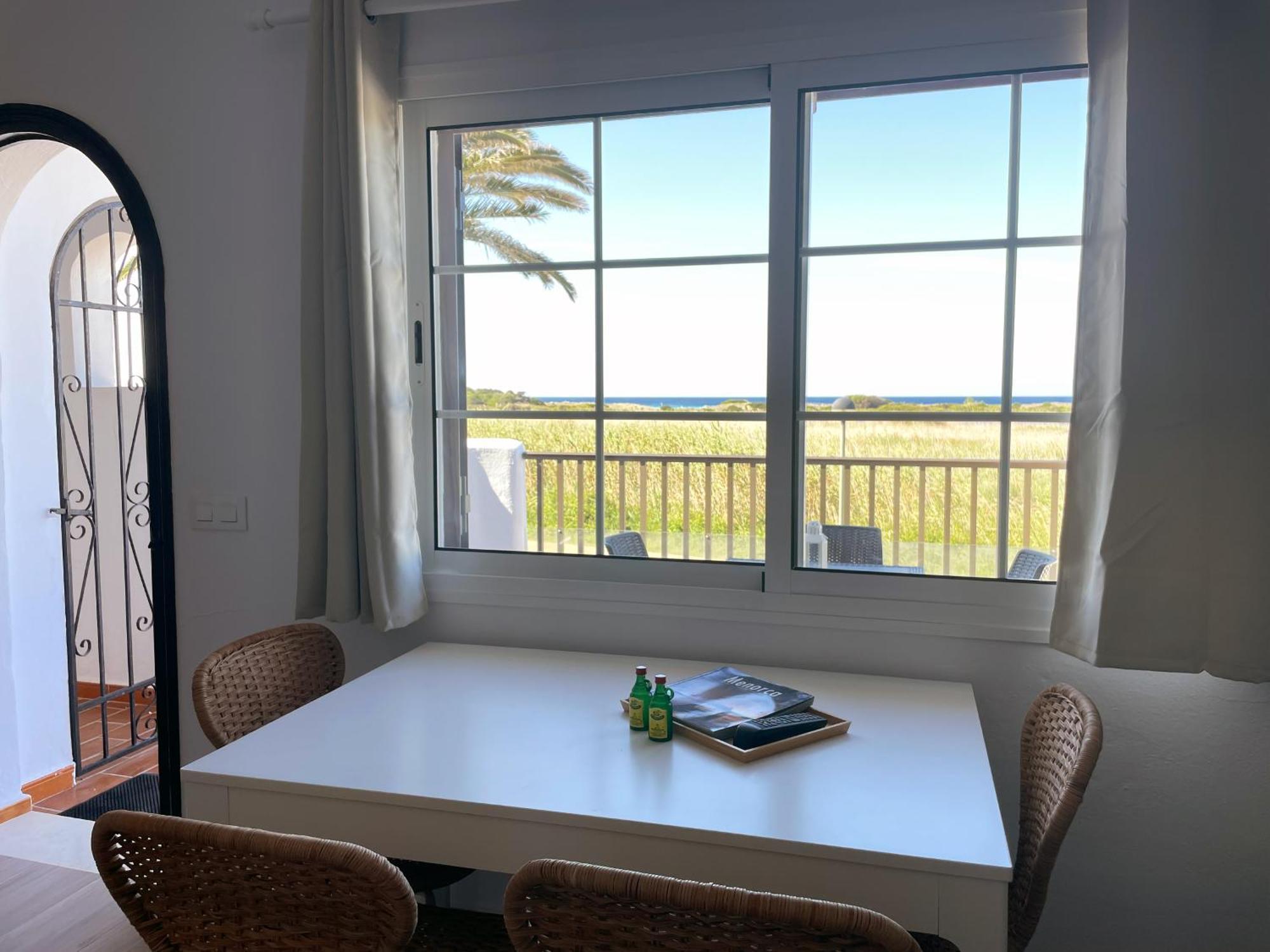 Apartamento Trini En Son Bou, Frente Al Mar, Perfecto Para Vacaciones Alaior Exterior photo