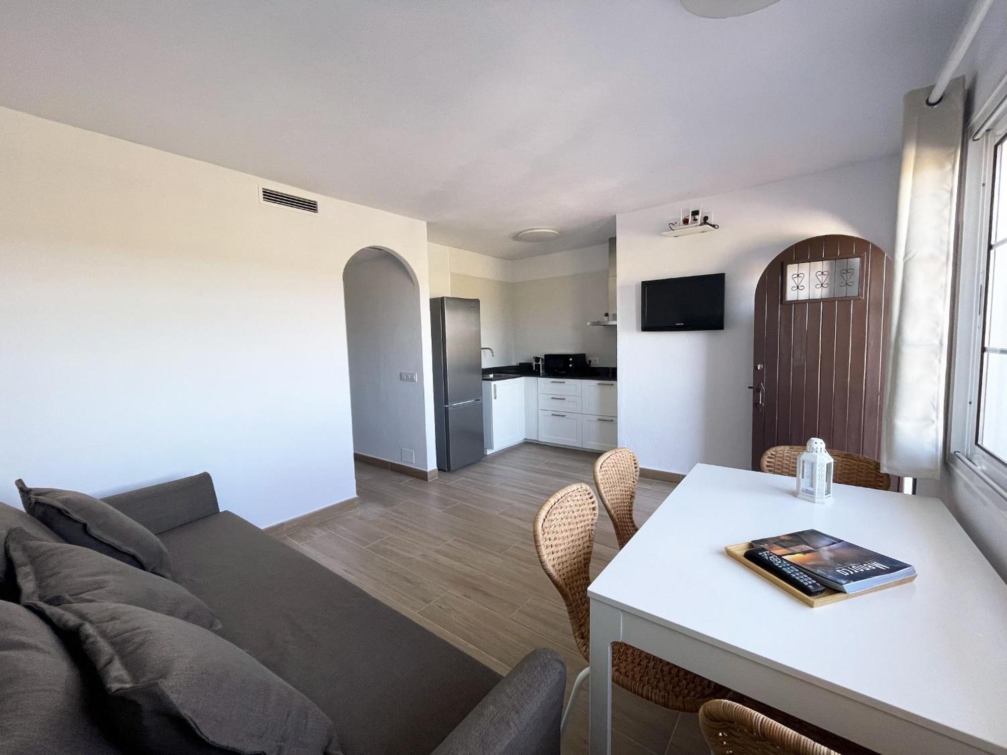 Apartamento Trini En Son Bou, Frente Al Mar, Perfecto Para Vacaciones Alaior Exterior photo