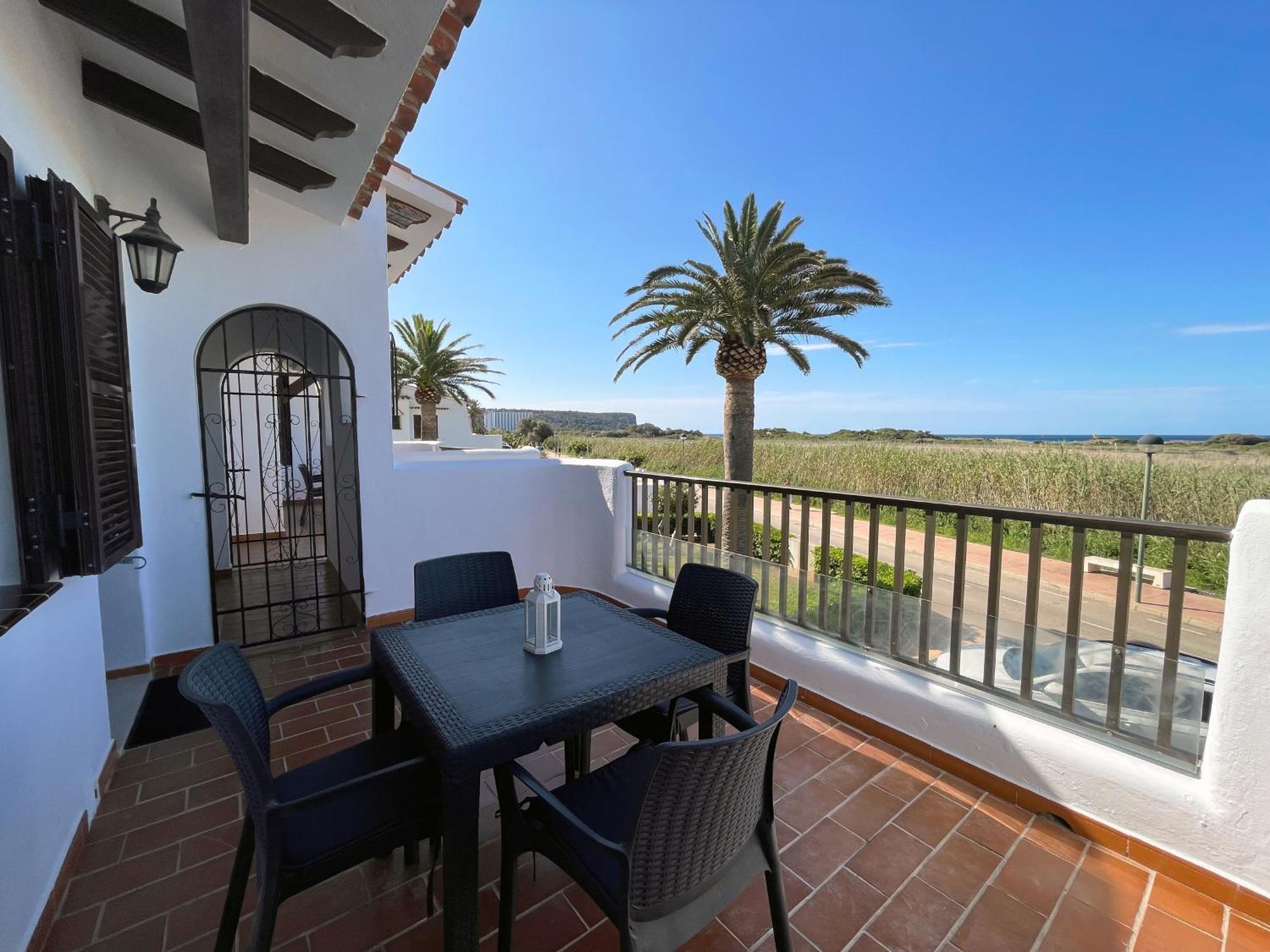 Apartamento Trini En Son Bou, Frente Al Mar, Perfecto Para Vacaciones Alaior Exterior photo