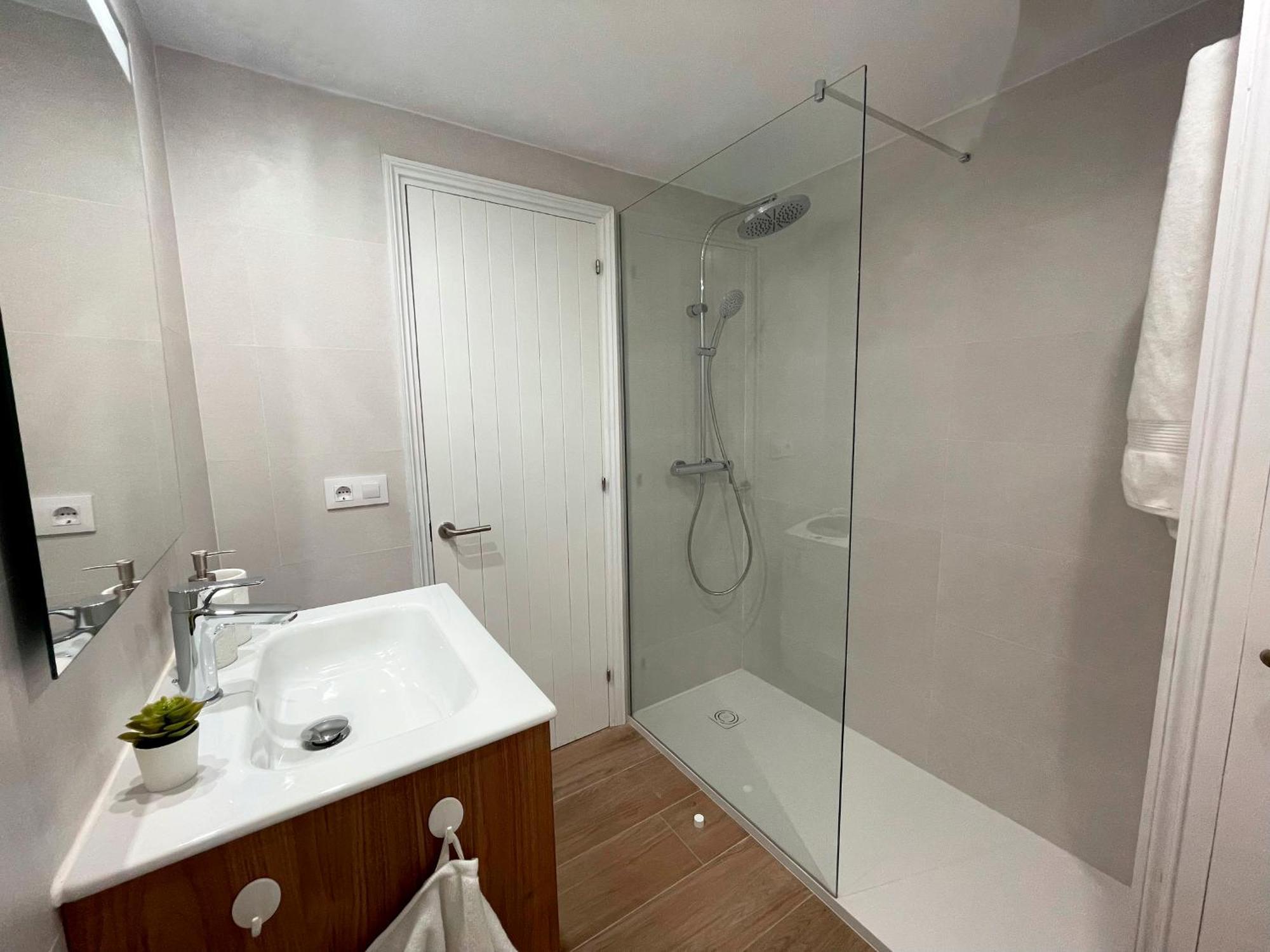 Apartamento Trini En Son Bou, Frente Al Mar, Perfecto Para Vacaciones Alaior Exterior photo